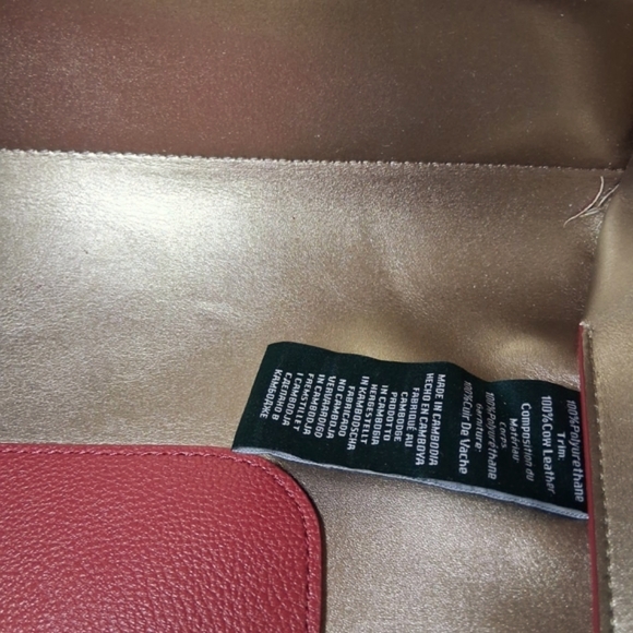 Lauren Ralph Lauren Red Tote Bag with Gold Accents - Picture 15 of 16